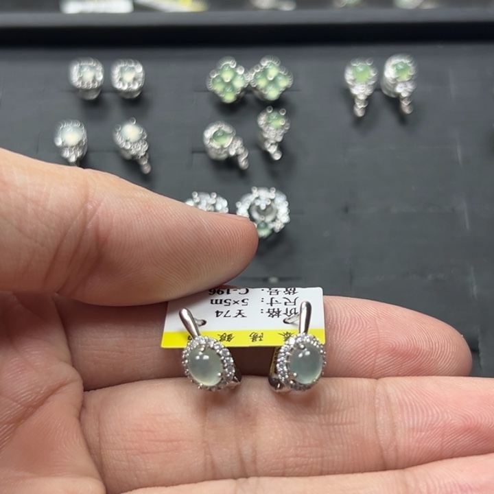 翡翠银S925镶嵌耳饰