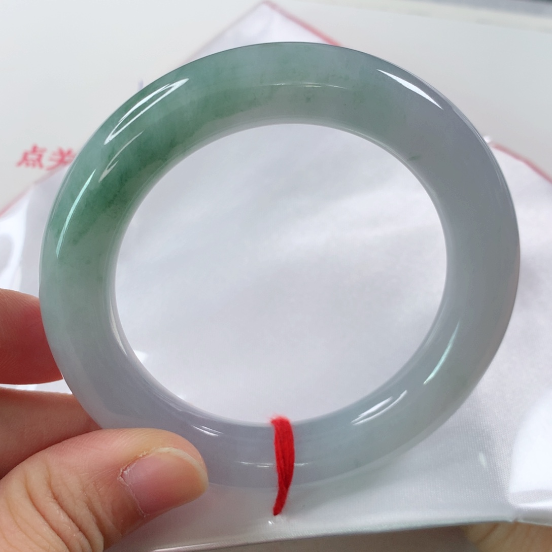 未镶嵌手镯（圆镯）翡翠239