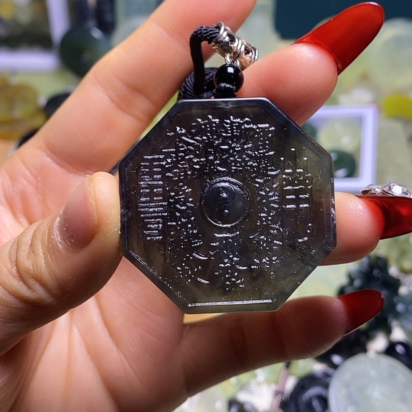 【闪购商品】蛇纹石玉颈饰未镶嵌