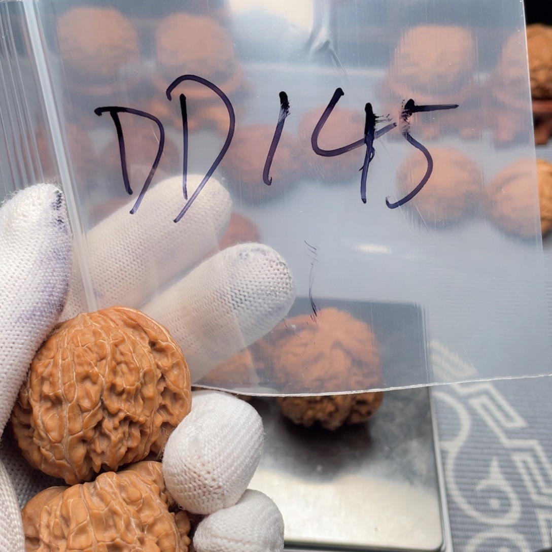 文玩核桃把件山地磨盘