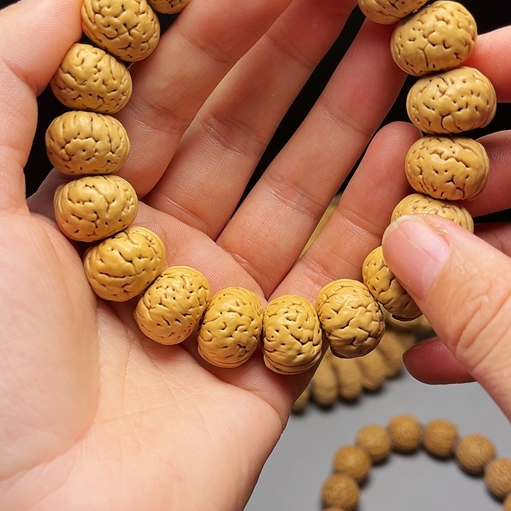 桃核吊坠纽扣桃核手串