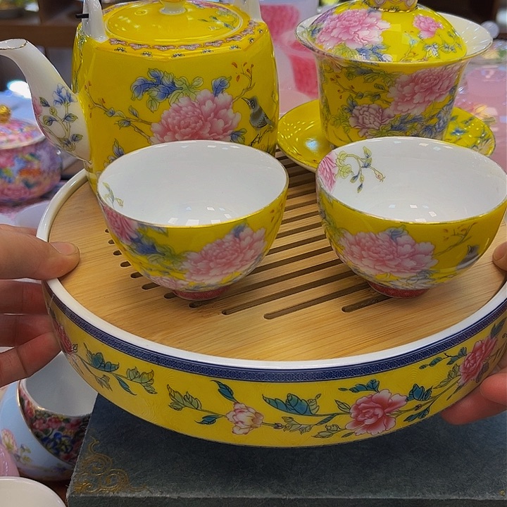 段泥茶杯吧啦的都是些什么人啊