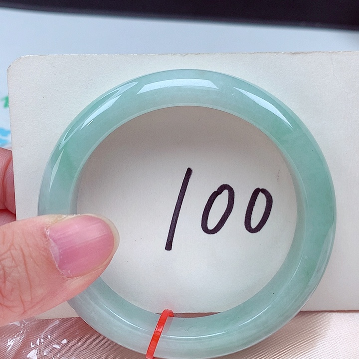 翡翠未镶嵌手镯翡翠