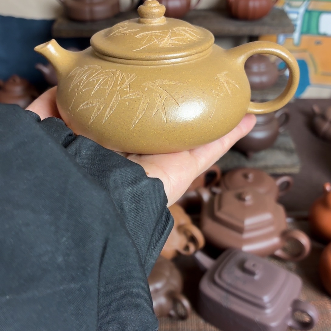 茶壶紫砂紫砂壶。  