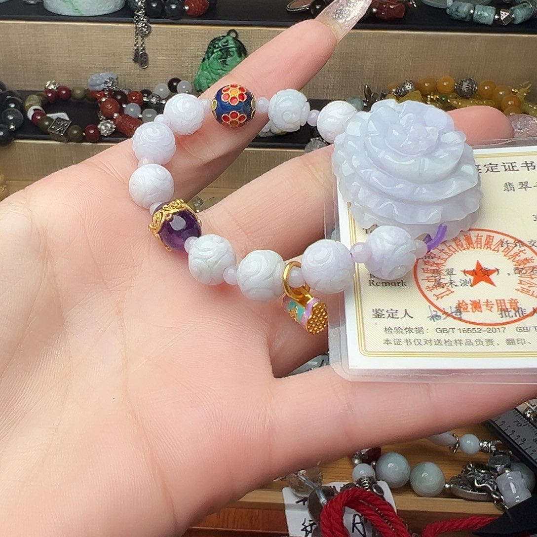 翡翠颈饰未镶嵌紫**郁吊坠