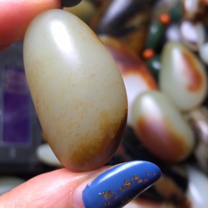 和田玉未镶嵌珠宝奇石