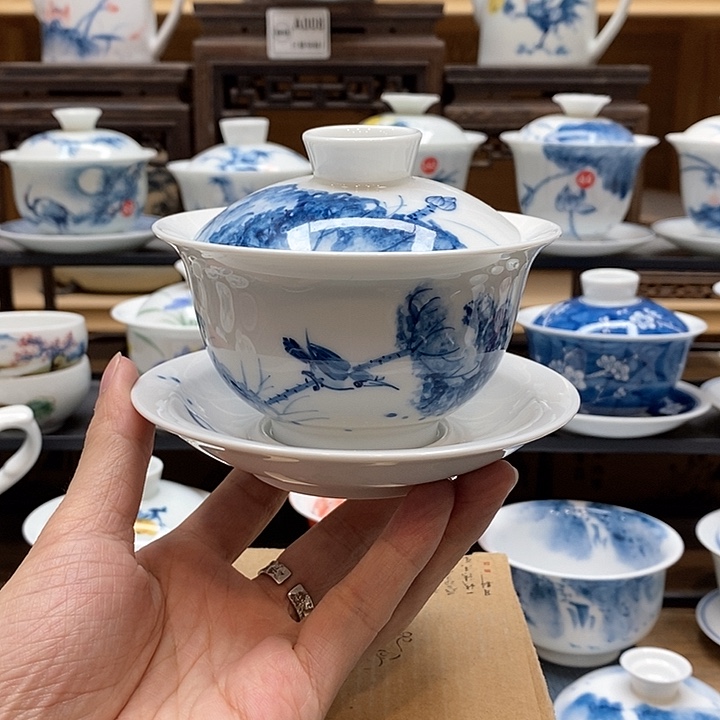 手绘荷花翠鸟200cc盖碗釉下彩微瑕福利款