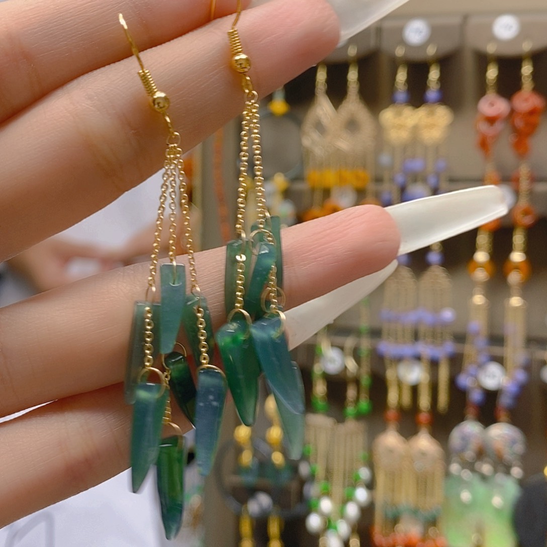 翡翠合金耳饰翡翠