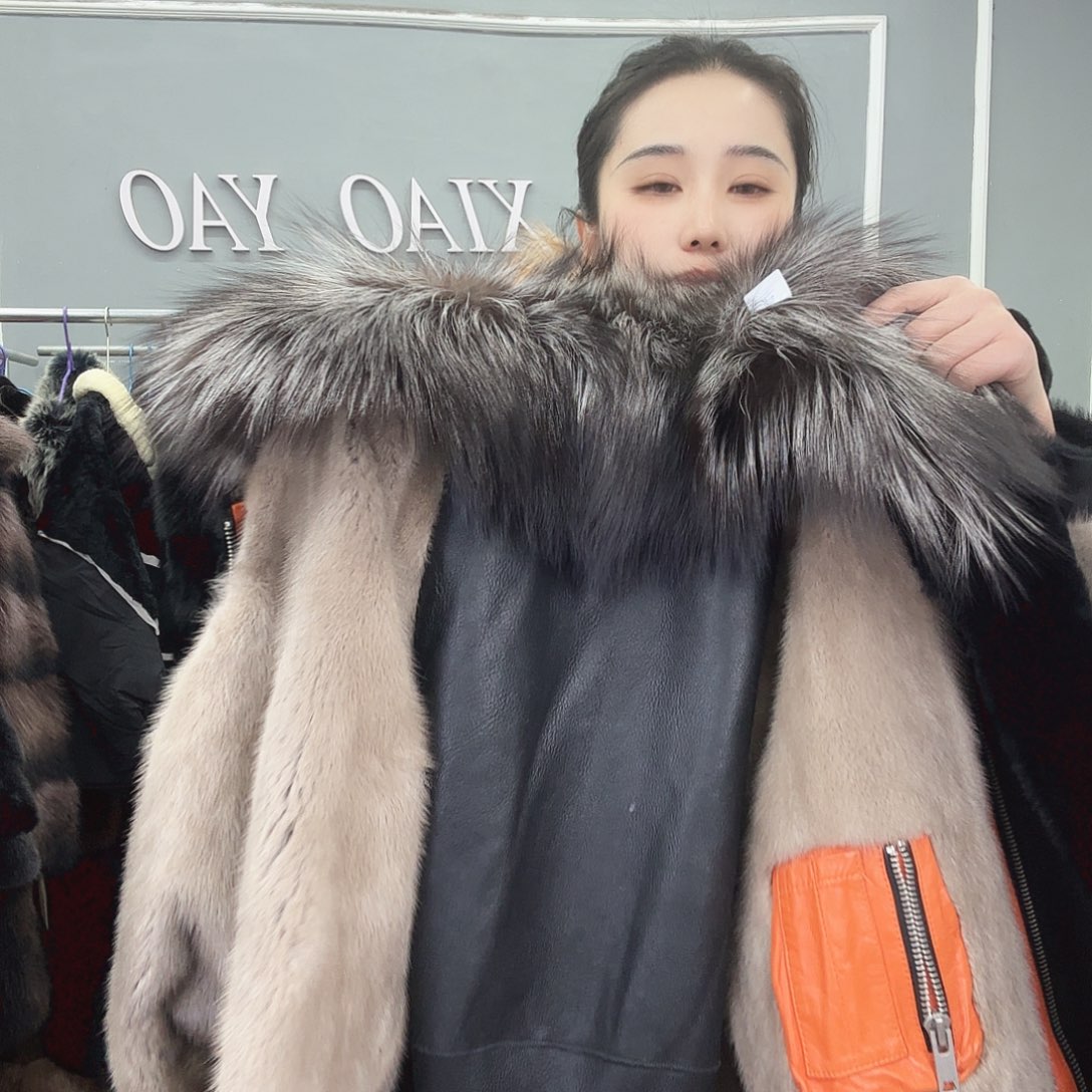 姚小妖家高端皮草