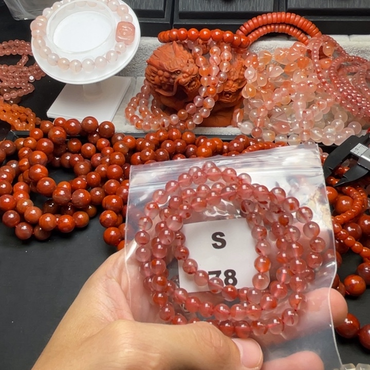 南红玛瑙未镶嵌多样性发货默认微瑕称重6mm