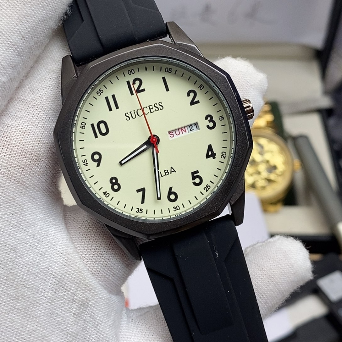 钢金属石英机芯60米