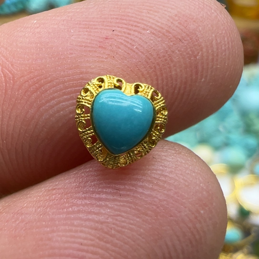 绿松石颈饰18K金镶嵌