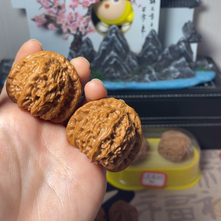 文玩核桃把件三角白41