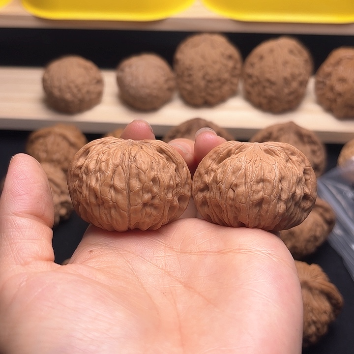 文玩核桃吊坠久*她42磨盘