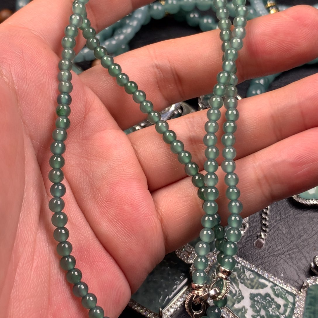 翡翠未镶嵌颈饰小米珠