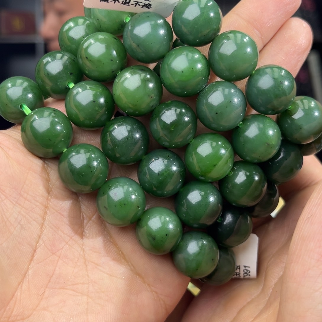 和田玉手串未镶嵌纯天然俄正阳绿16多样性发其一