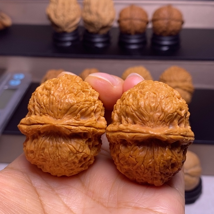 文玩核桃把件芙蓉绣球39