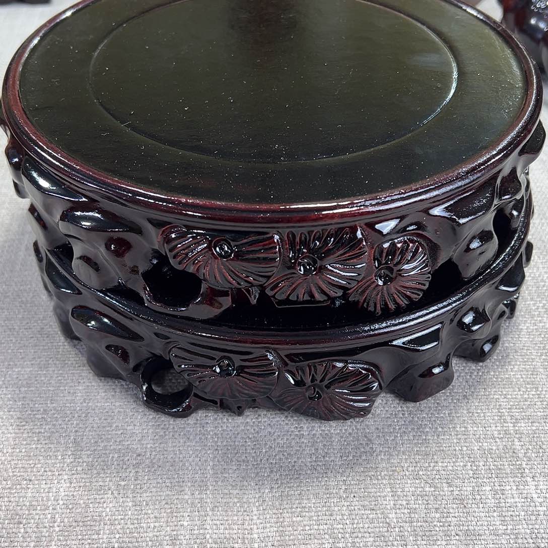 红木底座精雕工艺品