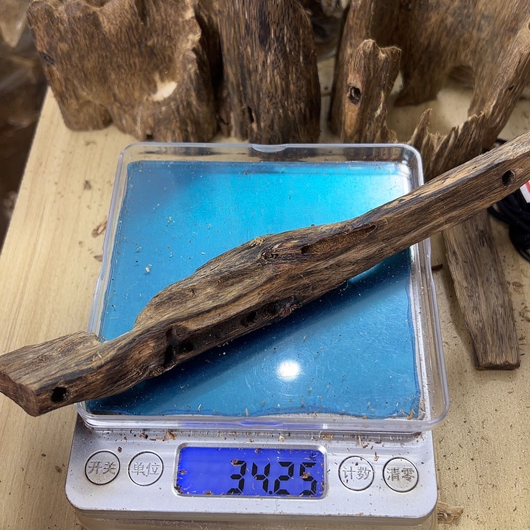 香料绿奇楠虫漏34克