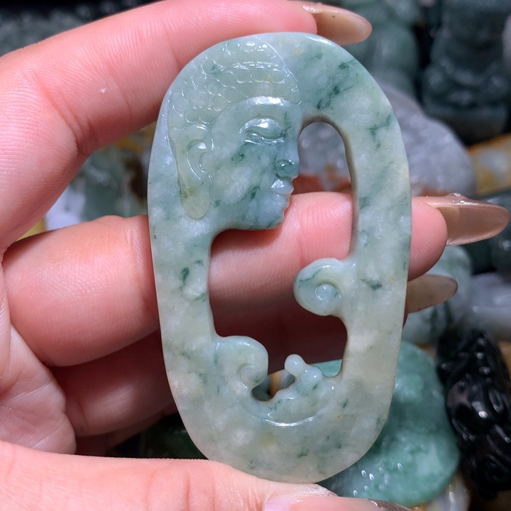 翡翠未镶嵌颈饰保真天然A货翡翠