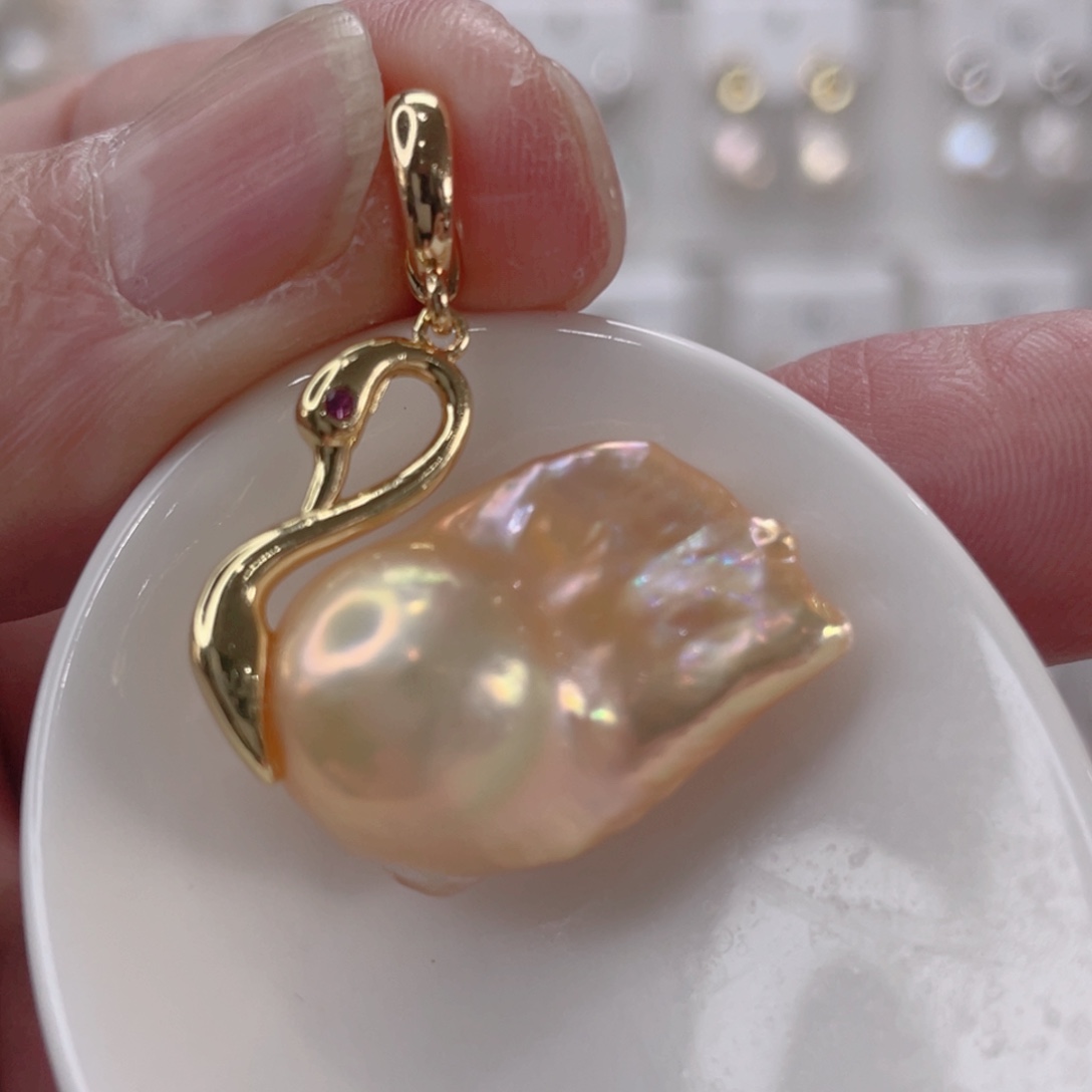 颈饰未镶嵌淡水珍珠