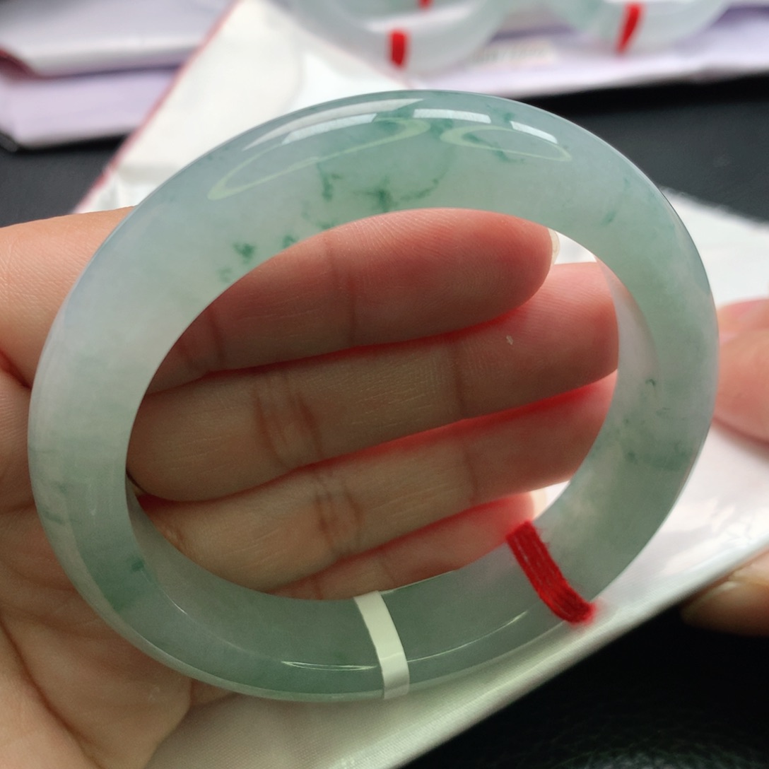 翡翠手镯未镶嵌缅甸56