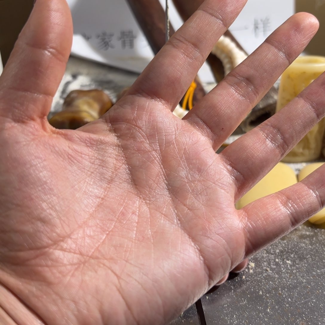 搪瓷hu愿者上钩的的