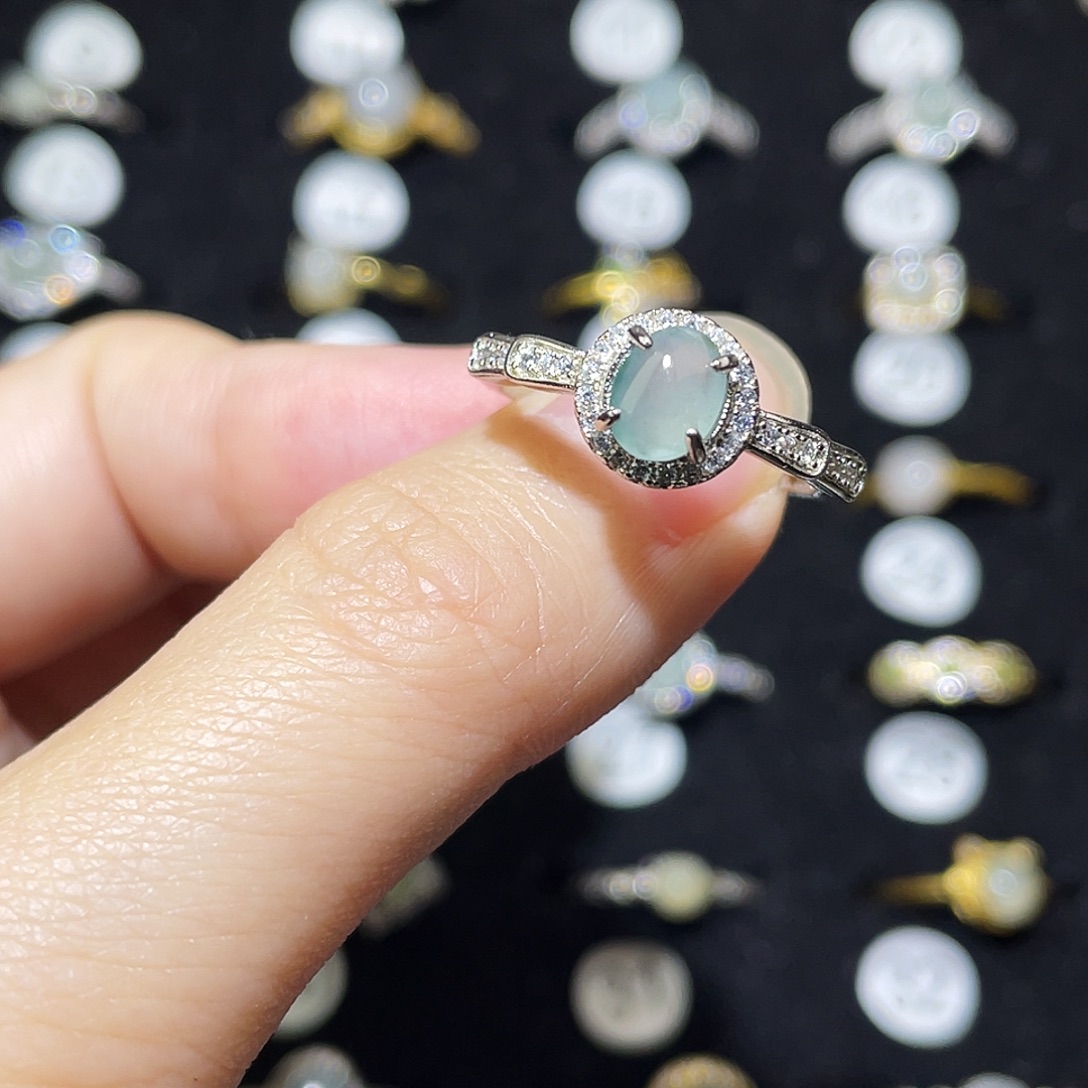 翡翠未镶嵌戒指戒指