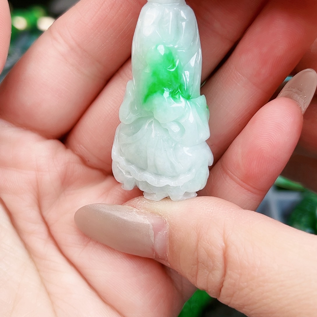 翡翠颈饰未镶嵌吊坠