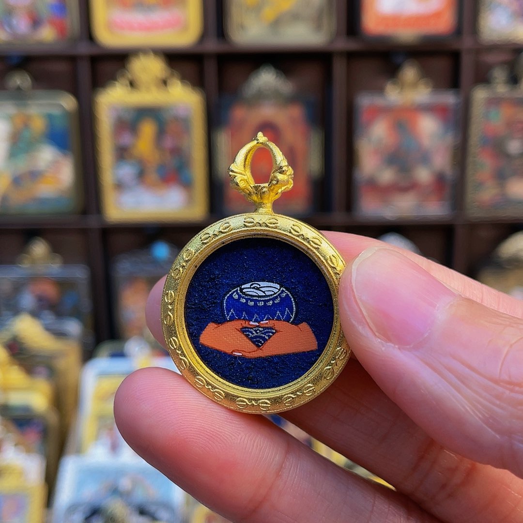 卷轴画青海热贡阿弥手势图