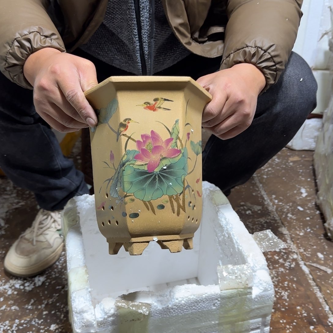 紫砂花盆瑕疵和瑕疵