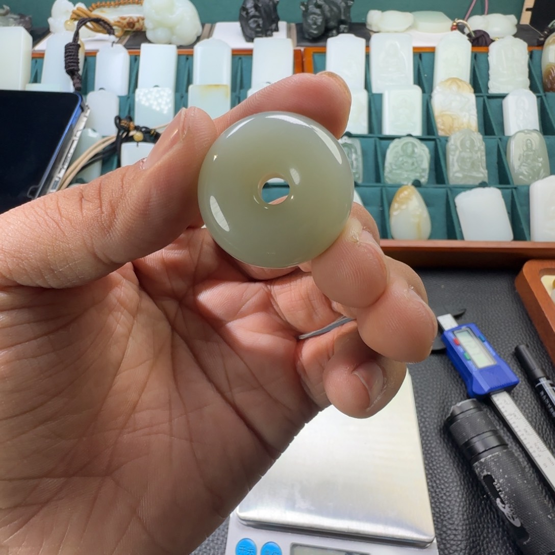 和田玉挂件未镶嵌