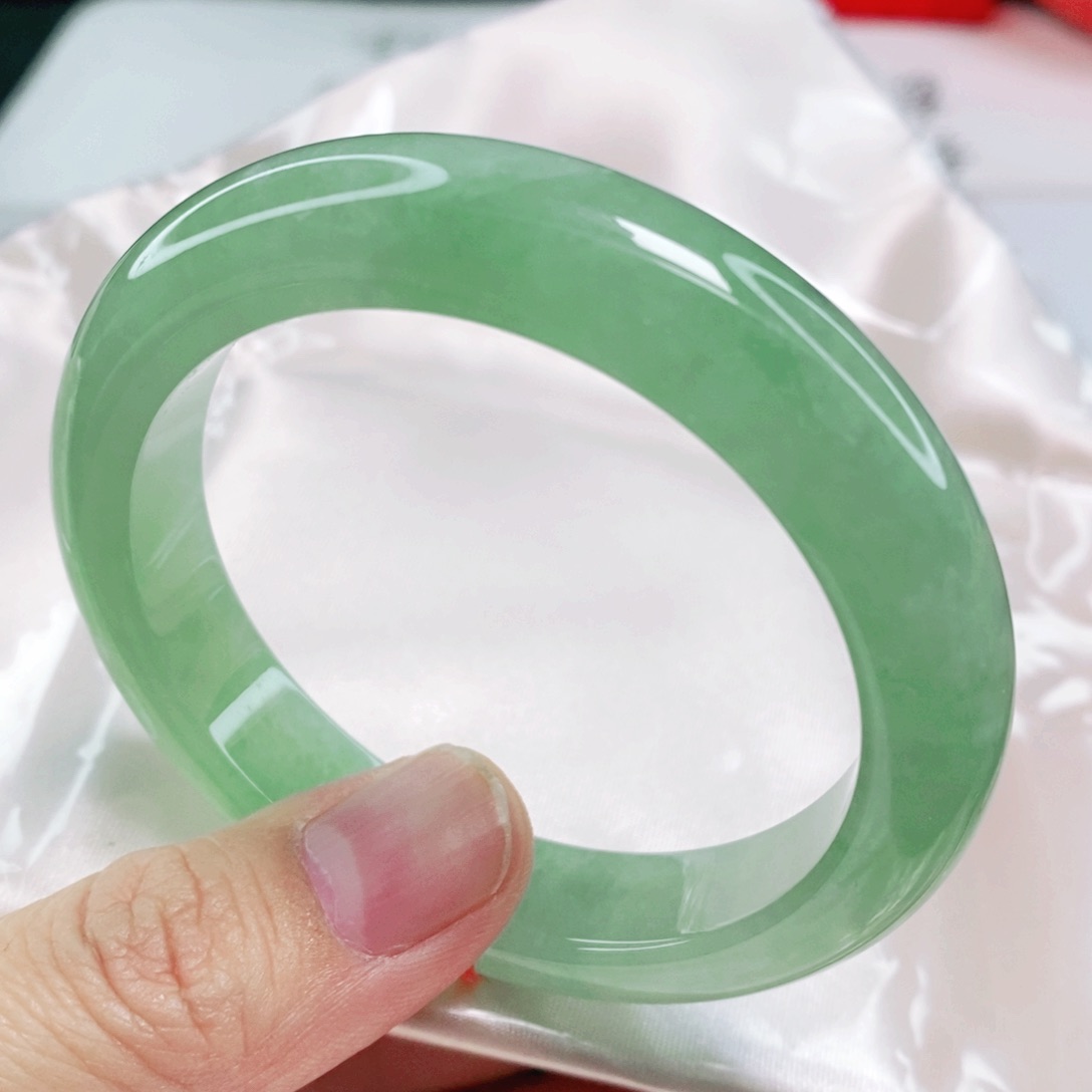 未镶嵌手镯翡翠54圈口力推