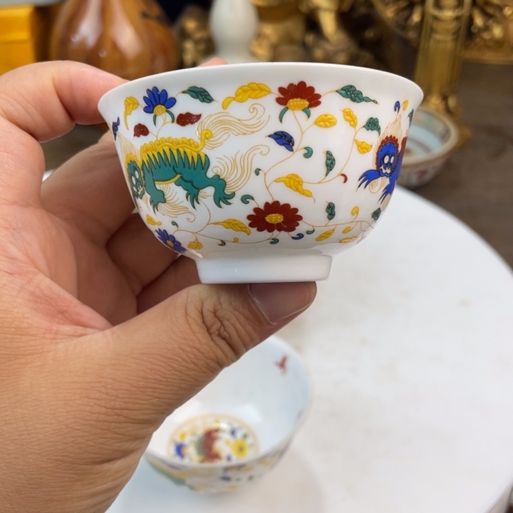 陶土百****长斗彩杯子一个