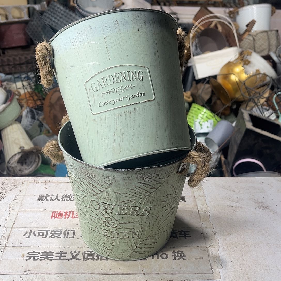 默认瑕疵介意勿拍发出不退不换