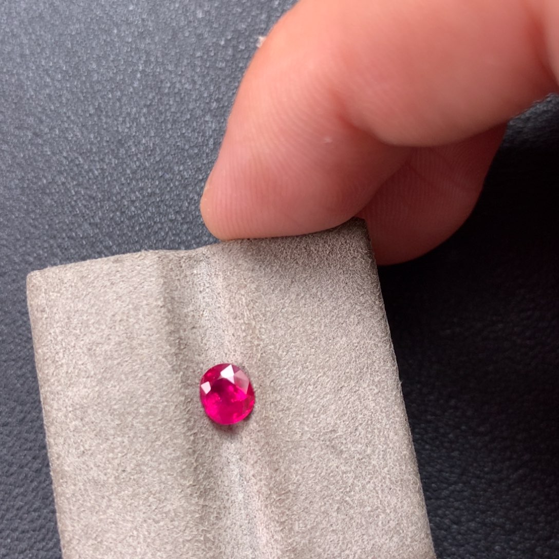 裸石红宝石裸石56分