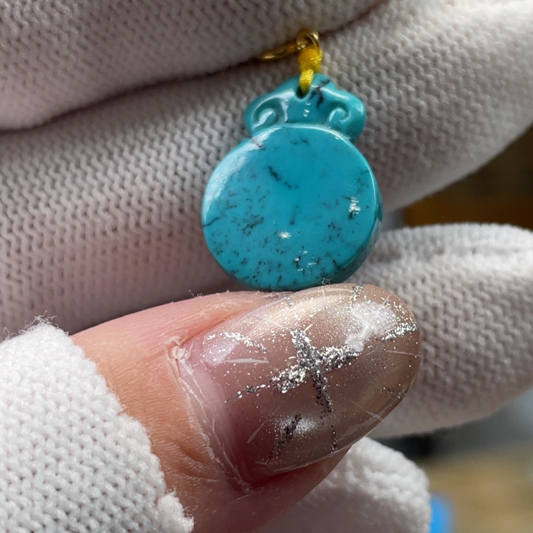 绿松石未镶嵌挂件