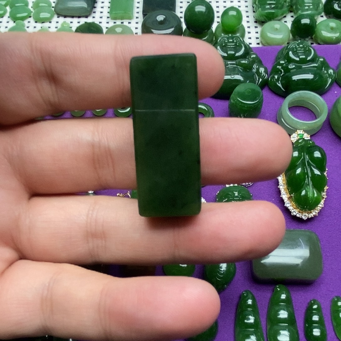 M***u和田玉（碧玉）未镶嵌吊坠(不含链)