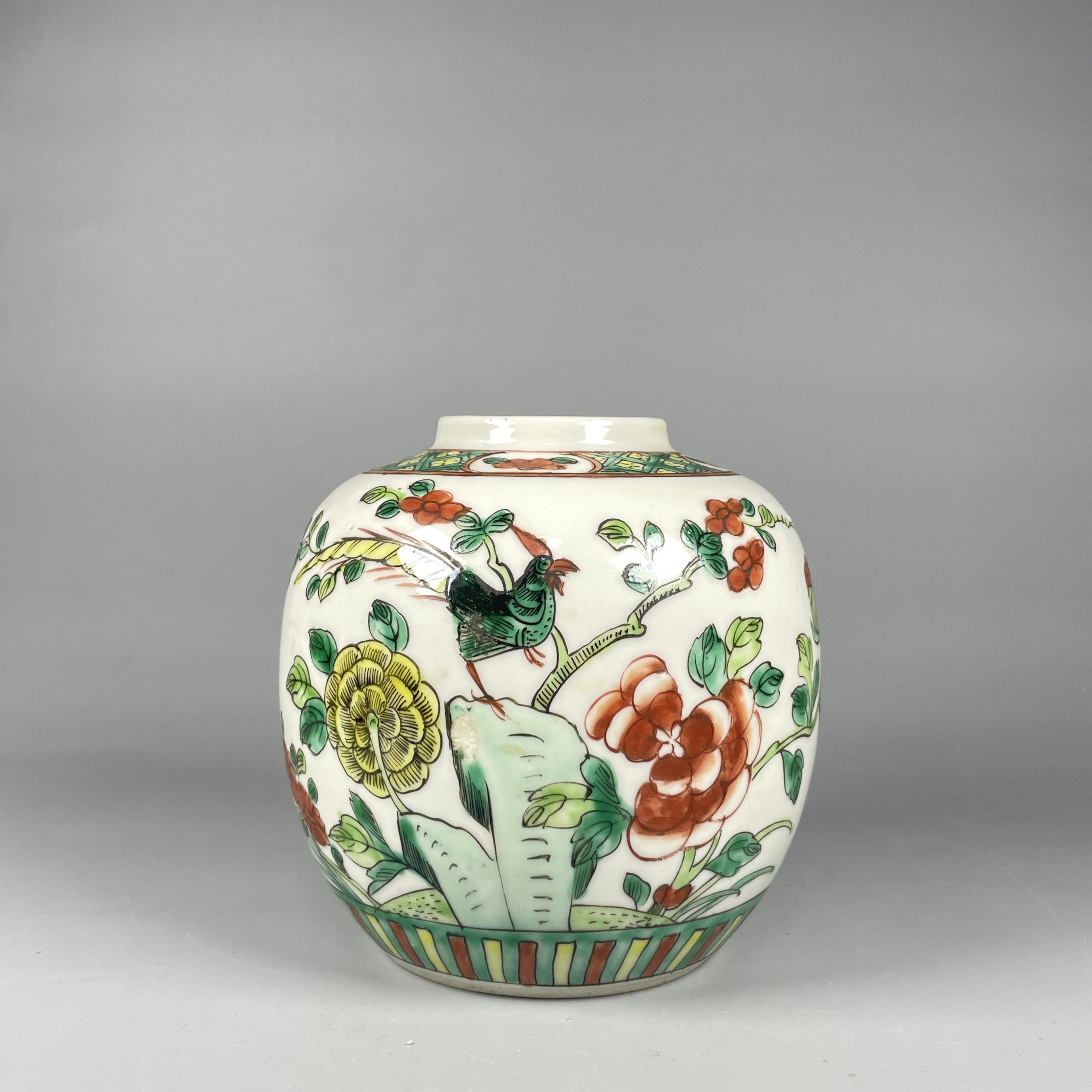 022031517民国粉彩花鸟罐hq云南省文物总店