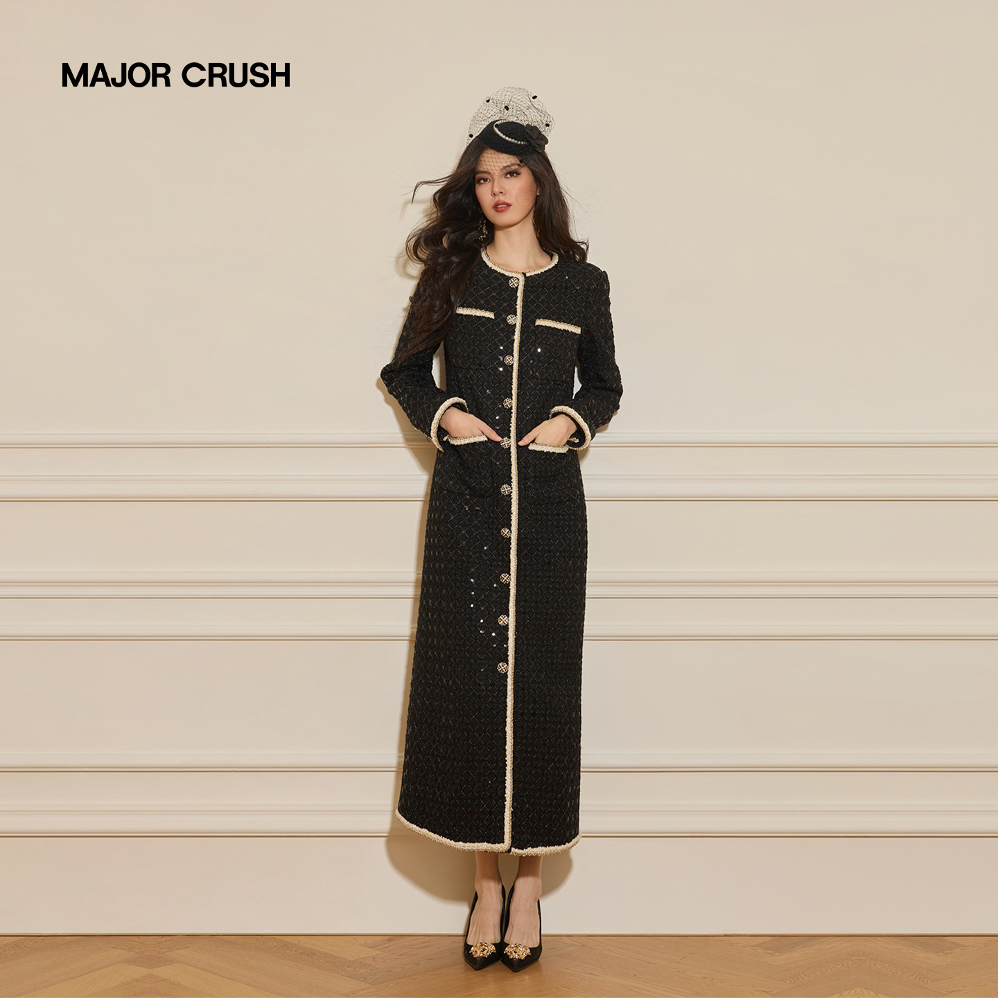 MAJOR CRUSH​​法式冬季轻奢时尚长款粗花呢香榭珠缀小香外套7365