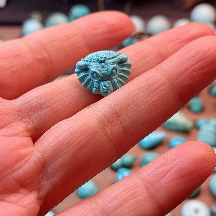 绿松石配饰未镶嵌