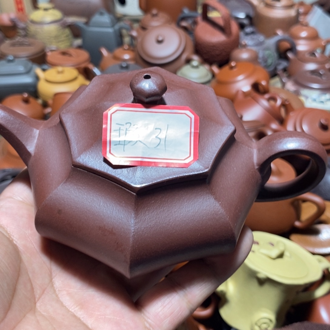 紫砂茶壶欢迎各位光临惠顾