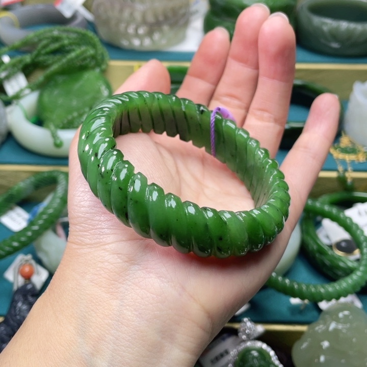 和田玉手镯56圈口 编号11未镶嵌