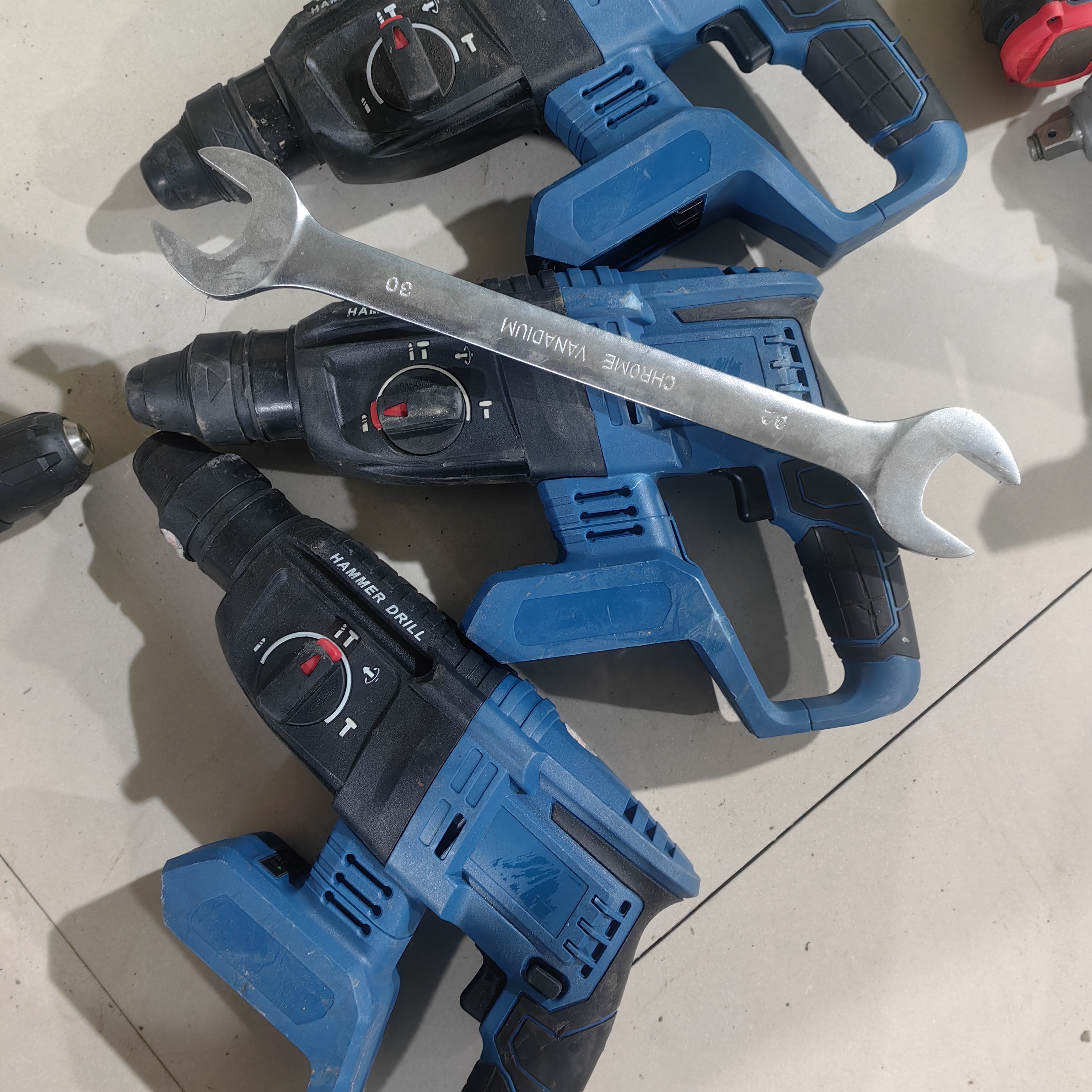 库存无刷三用电锤工具扳手（通用东成20付）（库存无标有磕碰）