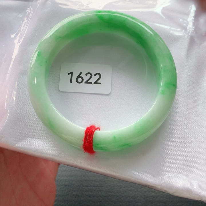 翡翠手镯未镶嵌梁*猫天然翡翠手镯01