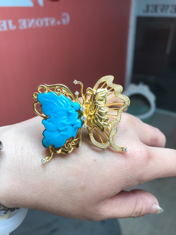 绿松石暴力蓝蝴蝶金戒指