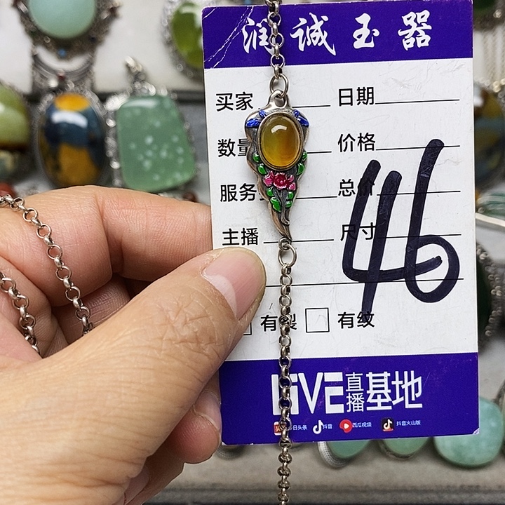 《***佛蛇纹石玉银S925镶嵌吊坠