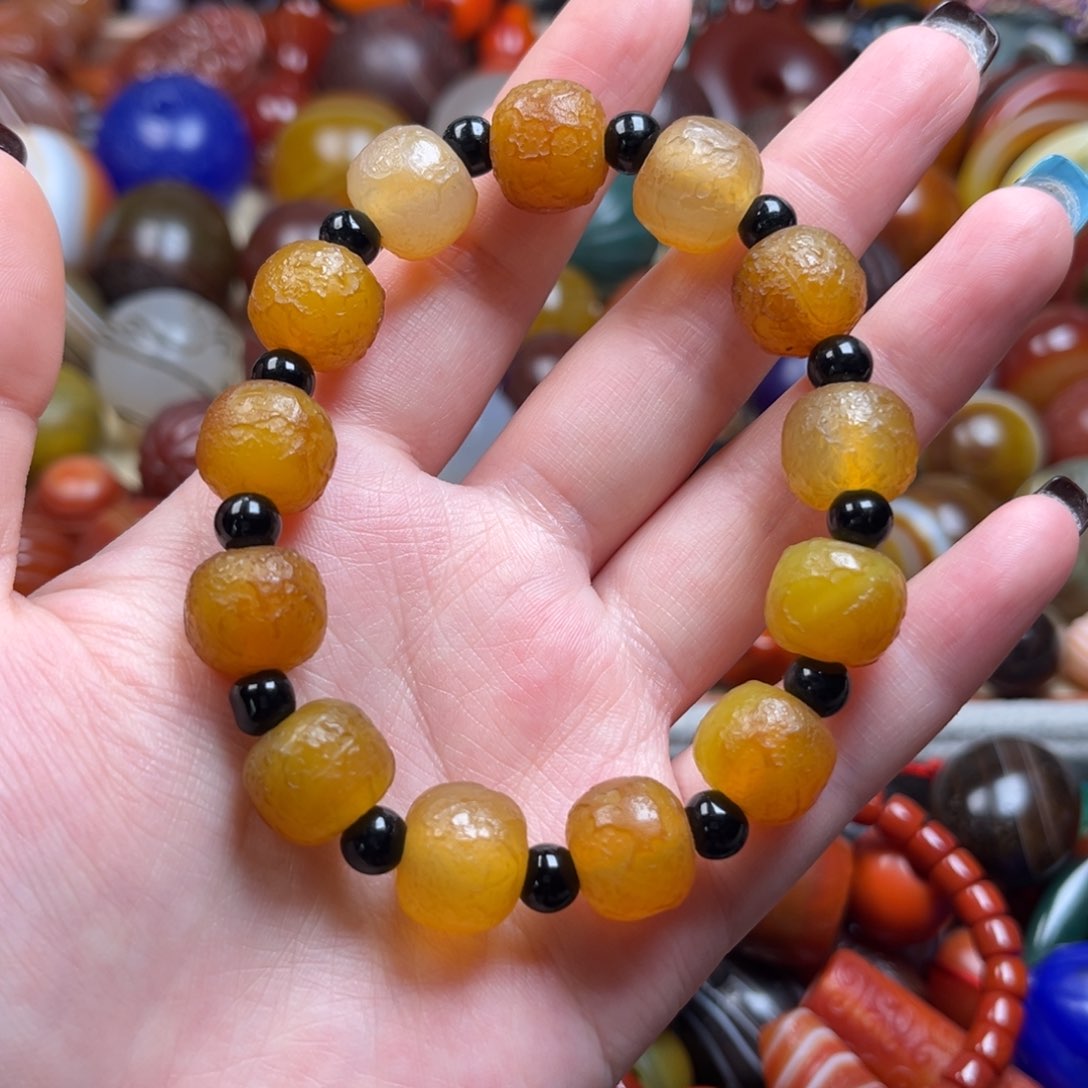 玛瑙/玉髓颈饰未镶嵌