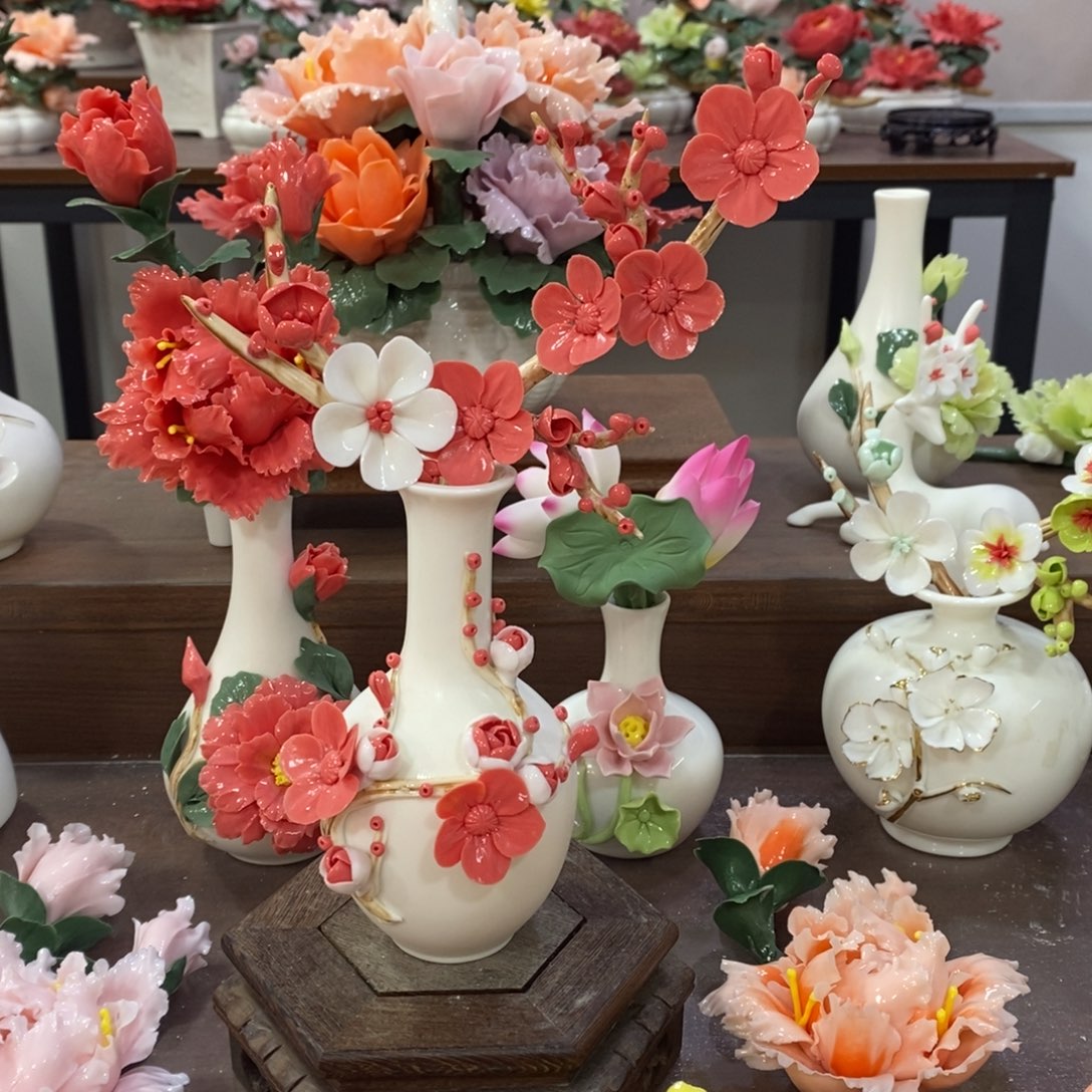 摆件陶瓷手工花摆件