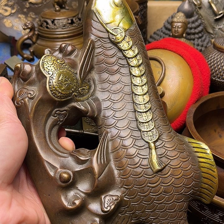 精美铜器批发档口